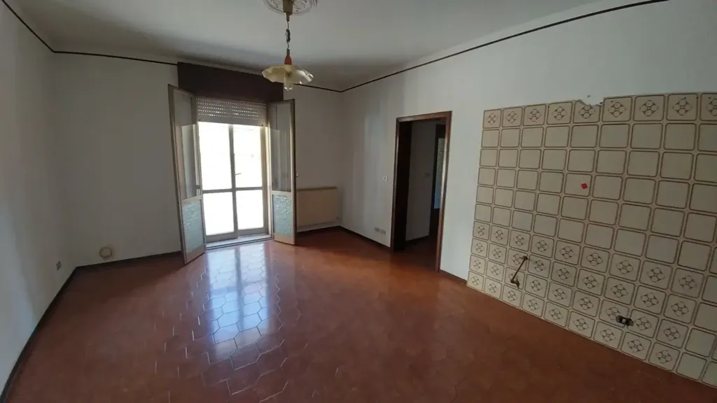Pièces - Trilocale with Private Terrace in Zocca