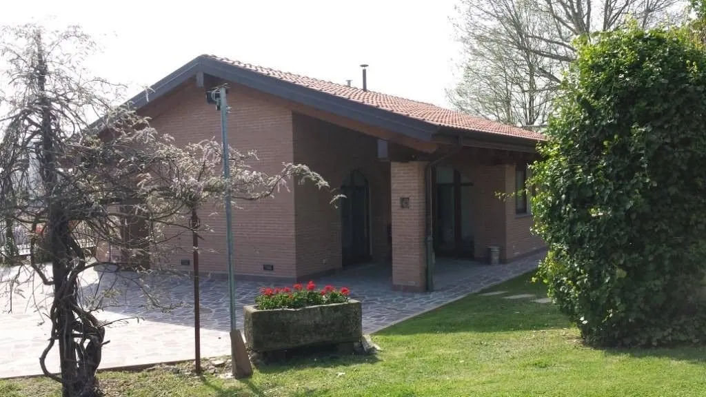 Aed - Luxury Villa with 5 Units in San Giorgio di Piano