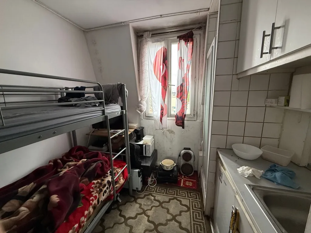 Magamistoad - Studio with Balcony in Paris 18th