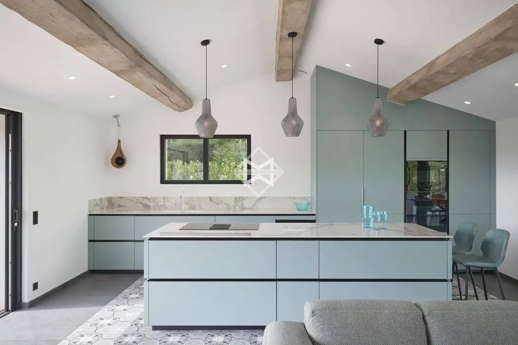 Cuisine - Villa Luxueuse avec Piscine à La Croix-Valmer