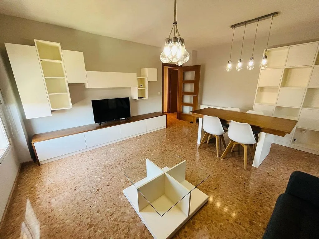 Living Room - Student-Friendly Flat with Balcony in Moncada