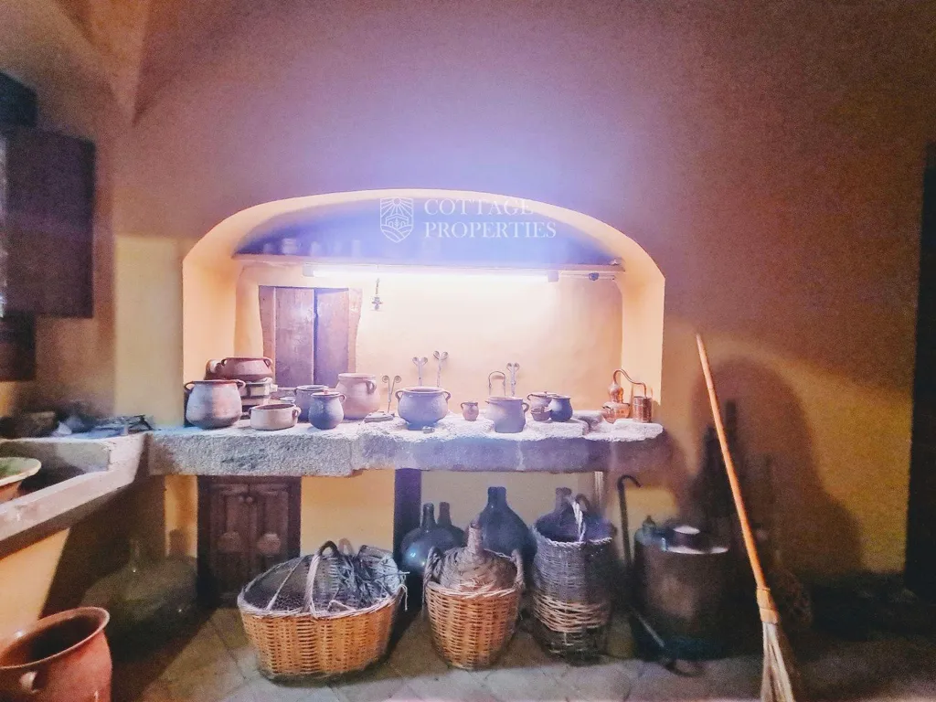 Stanze - Rustic Estate with Masia in Llagostera