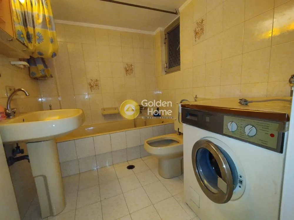 Salles de bain - Apartment with Garden in Moschato Centre