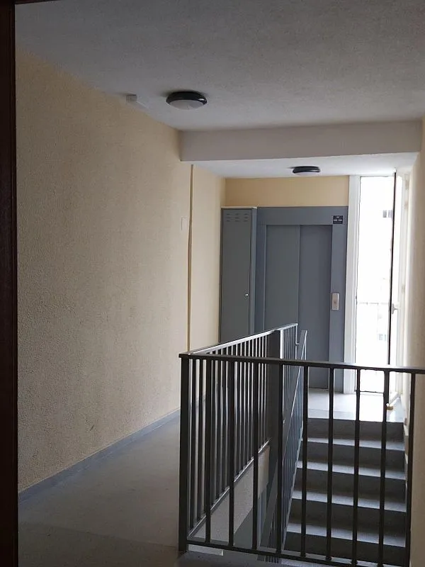 Entrée - Bright Apartment with Terrace in San Jenaro