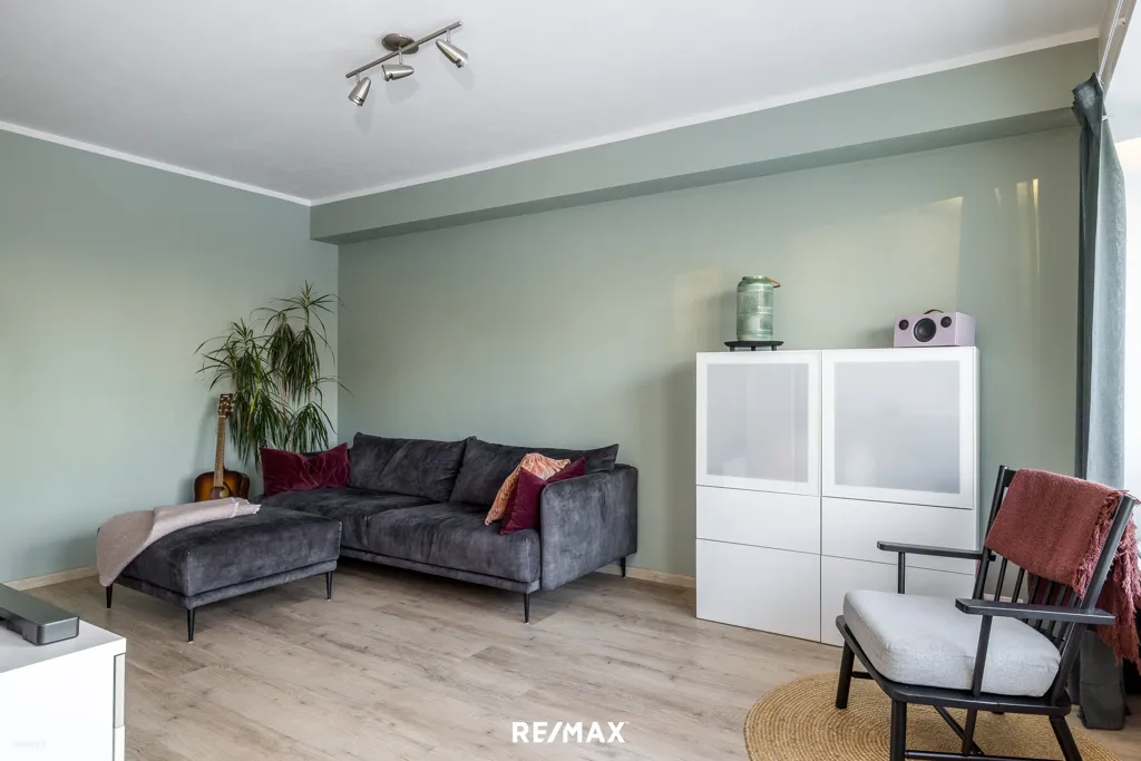Séjour - Modernised Flat with South-Facing Balcony in Etelä-Haaga