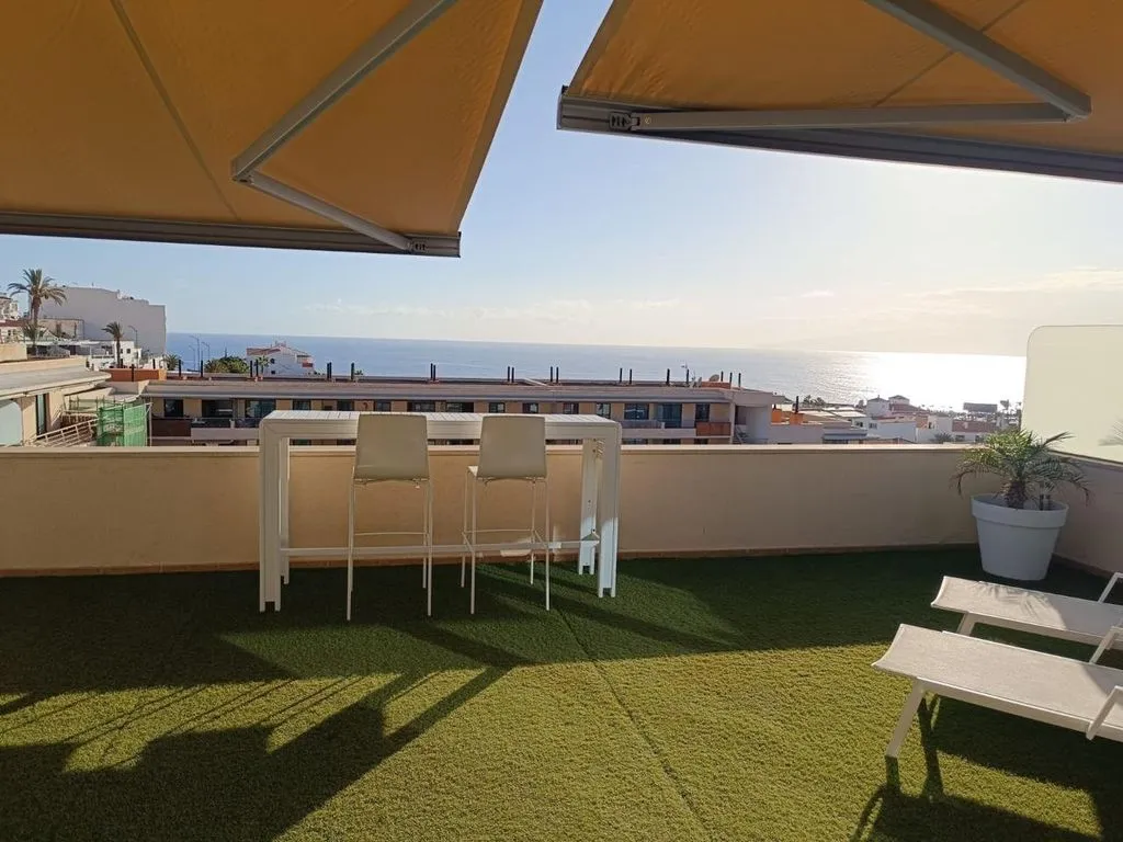 Terrasse - Luxury Penthouse with Ocean View in Los Gigantes