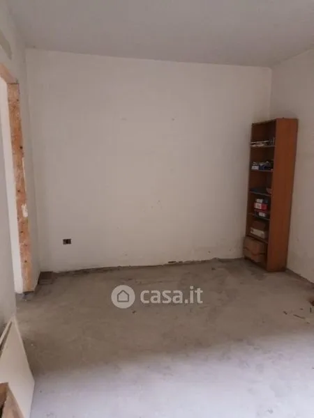 Rooms - Duplex Apartment with Balcony in Cantù