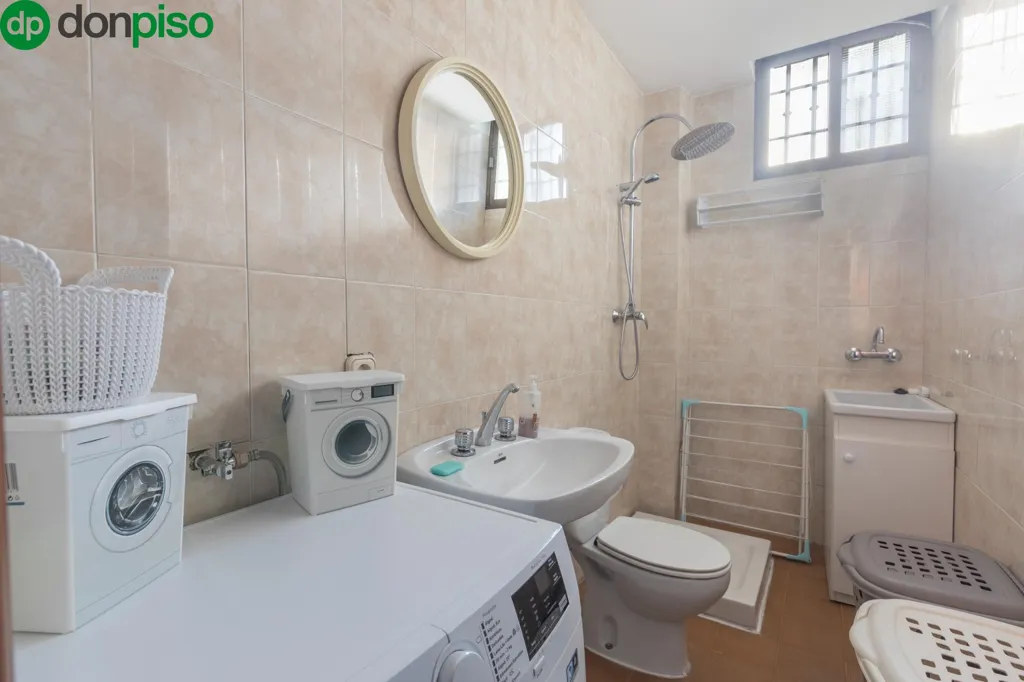 Salles de bain - Chalet with Private Pool in Calle del Abedul