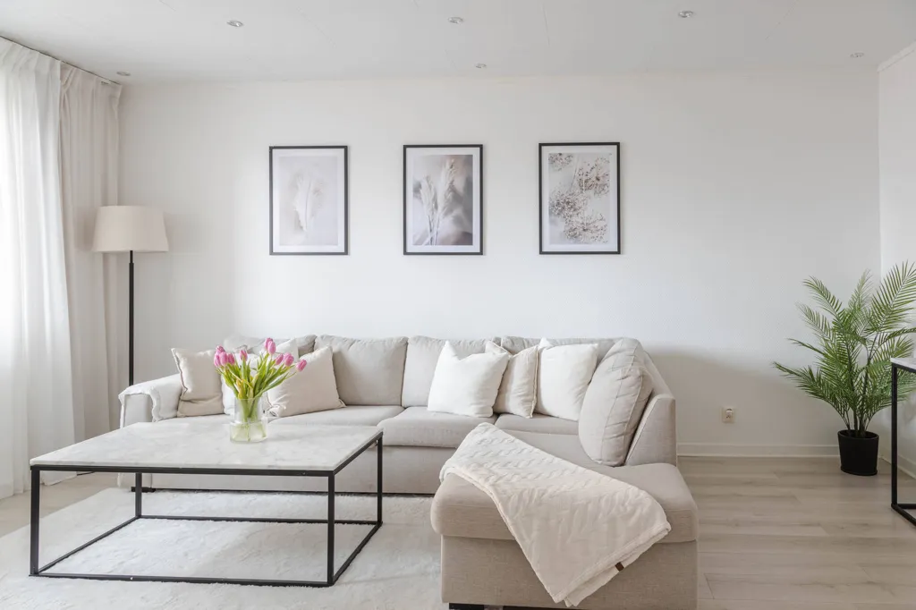 Elutuba - Modern Flat with Balcony in Eskilstuna