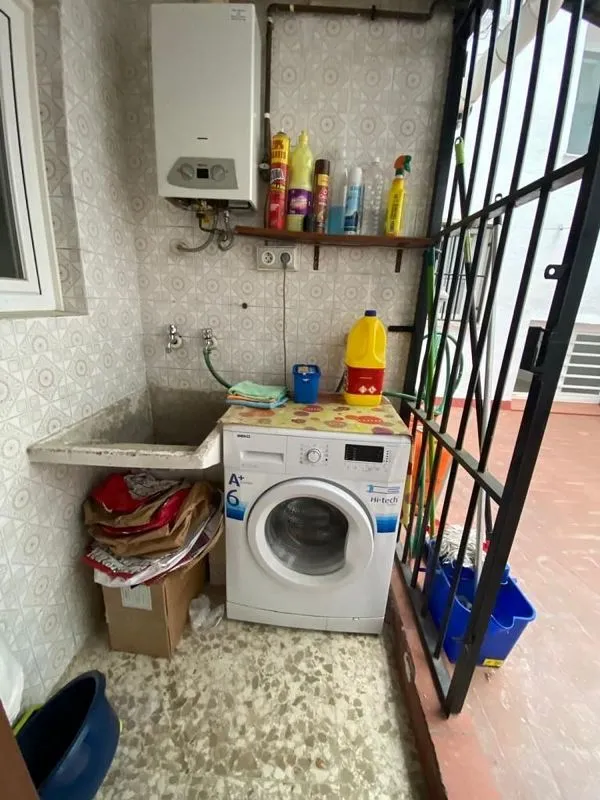 Buanderie - Ample Student Flat with Terrace in Camino de Ronda