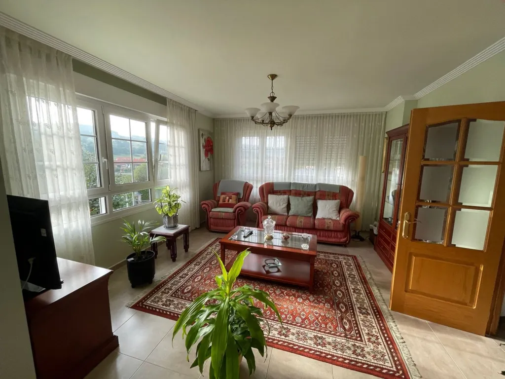 Living Room - Chalet with Large Garden in Barcena de Cicero