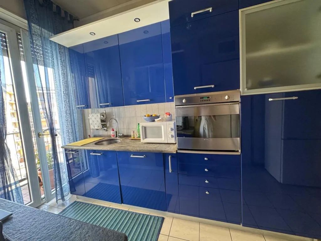 Cucina - Panoramic Lake View Apartment in Como