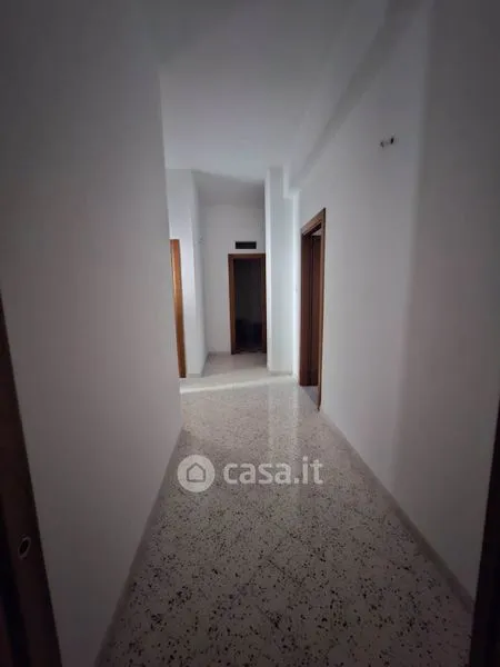 Esik - Apartment with Central Location in Salerno