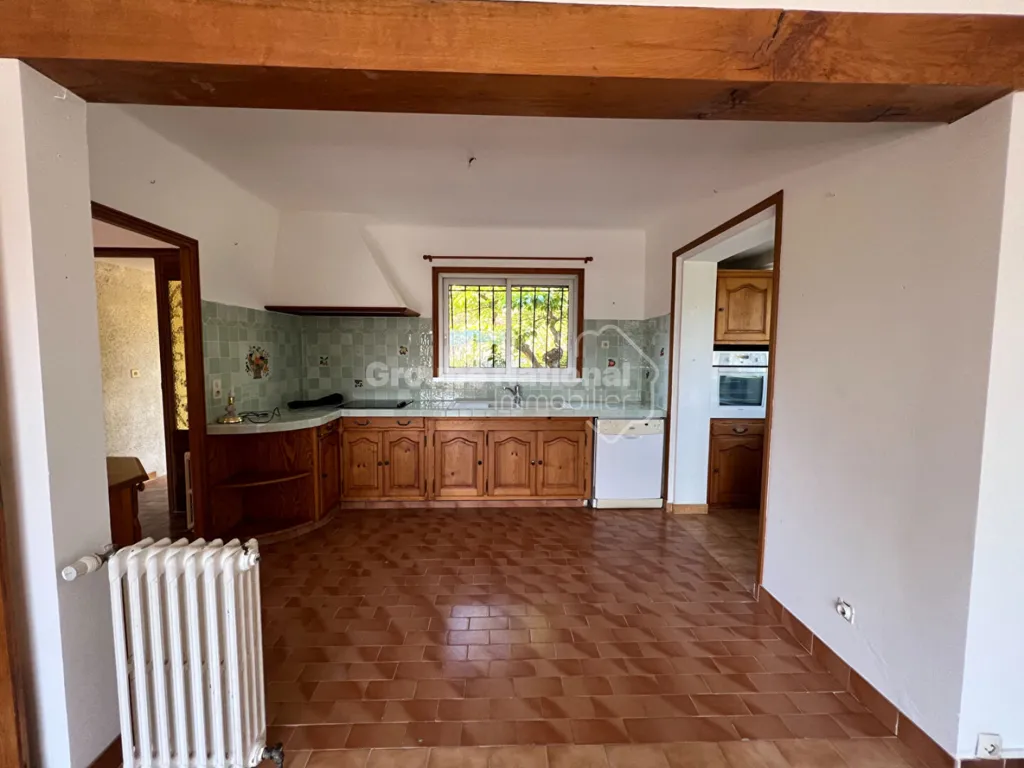 Cuisine - Villa avec piscine et vue panoramique à Lorgues