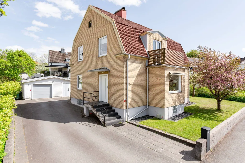 Välivaade - Villa with Lake View in Jönköping