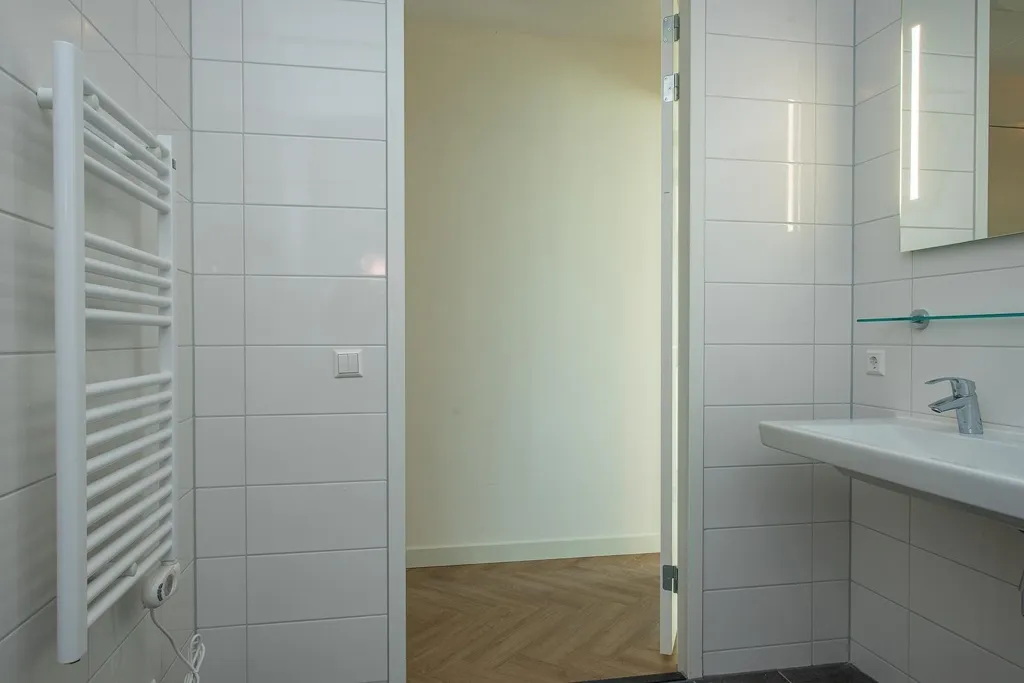 Bathrooms - Apartment with Harbour View in Lelystad