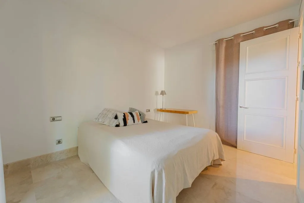 Magamistoad - Luxury Flat with Pool Views in Marbella East