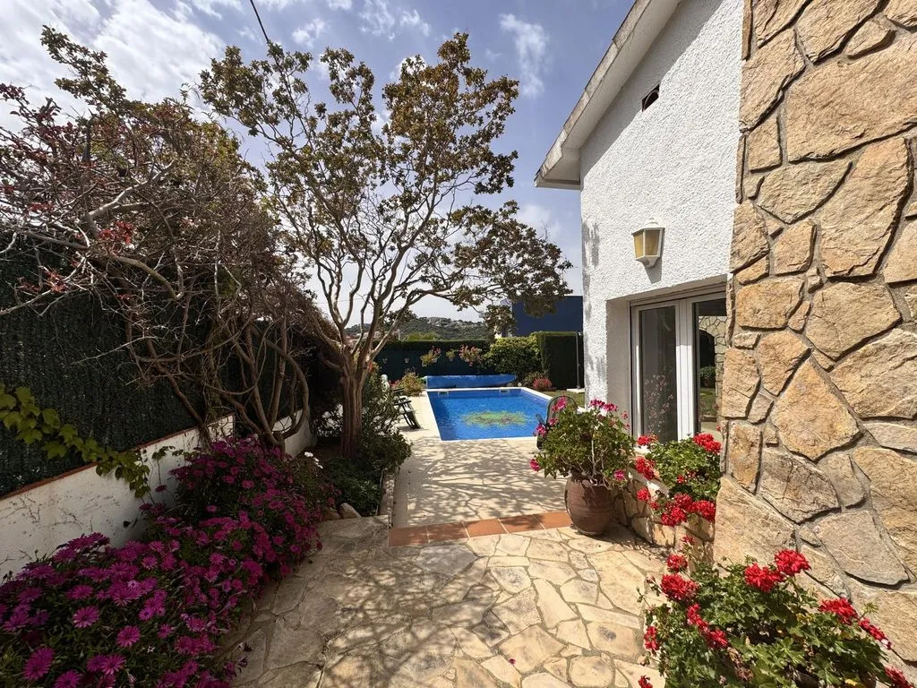 Piscine - Chalet with Pool and Terrace in S'Agaró