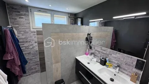 Bagni - Spacious House with Jacuzzi in Aiglemont