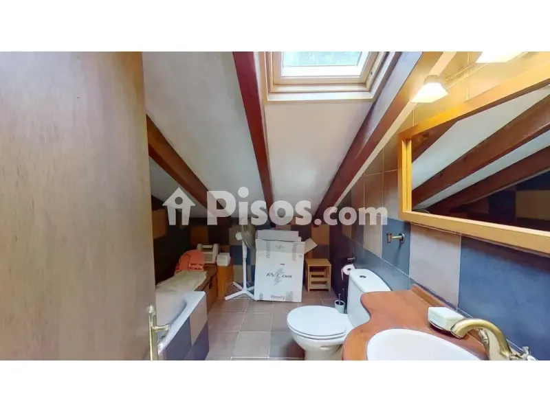 Salles de bain - Duplex with Garden in Artaza, Leioa