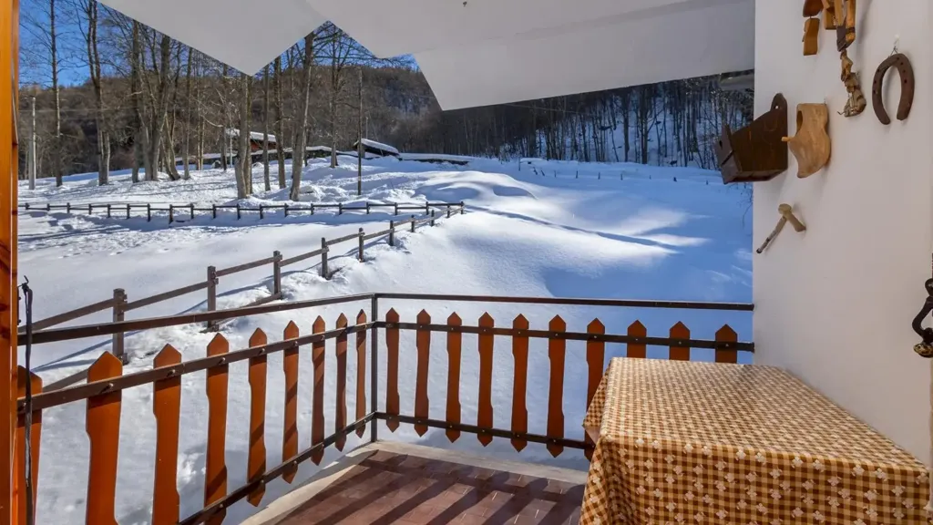 Rõdu - Two-room Flat with Terrace in Crissolo