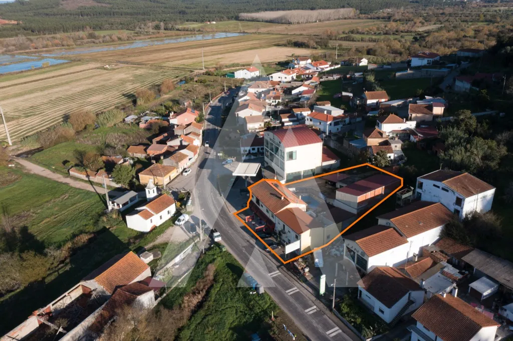 Õhuvaade - House with Commercial Space in Figueiró do Campo