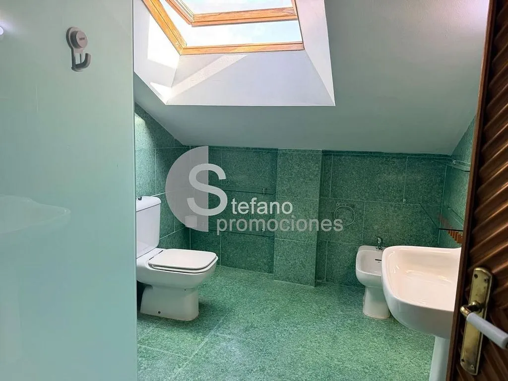 Bathrooms - Chalet with Terrace in Pedregalejo, Málaga