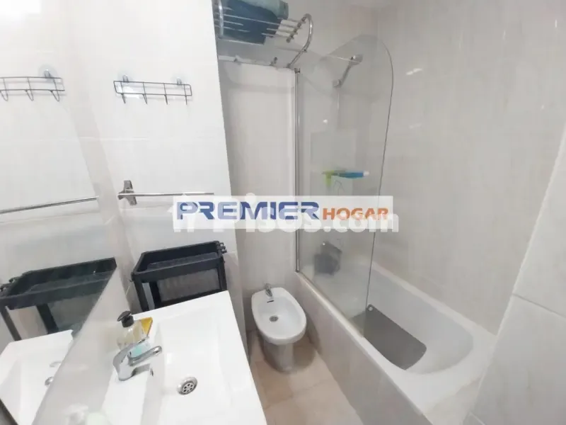 Salles de bain - Apartment with Terrace in Ciudad Lineal