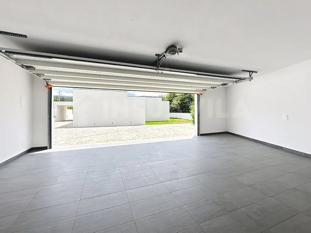 Garaaž - Modern Villa with Pool in Vila Nova de Cerveira