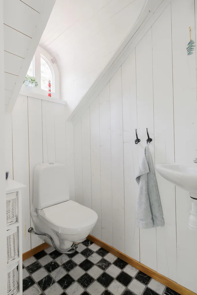 Salles de bain - Modern House with Seafront in Tjust Archipelago