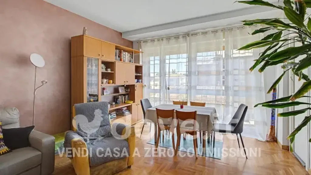 Salle à manger - Spacious Apartment with Balcony in Bresso