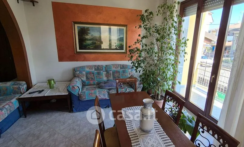 Soggiorno - Rustic Bifamily Villa with Garden in Trecate