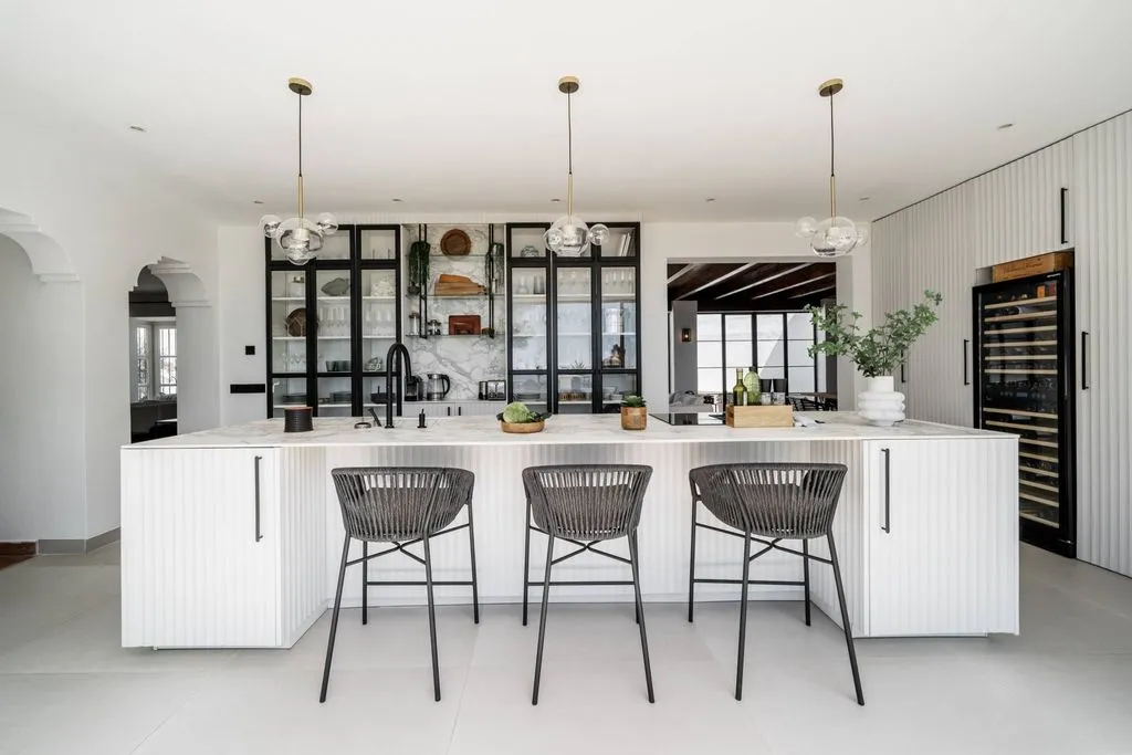 Cuisine - Luxury Villa with Sea View in Benahavís