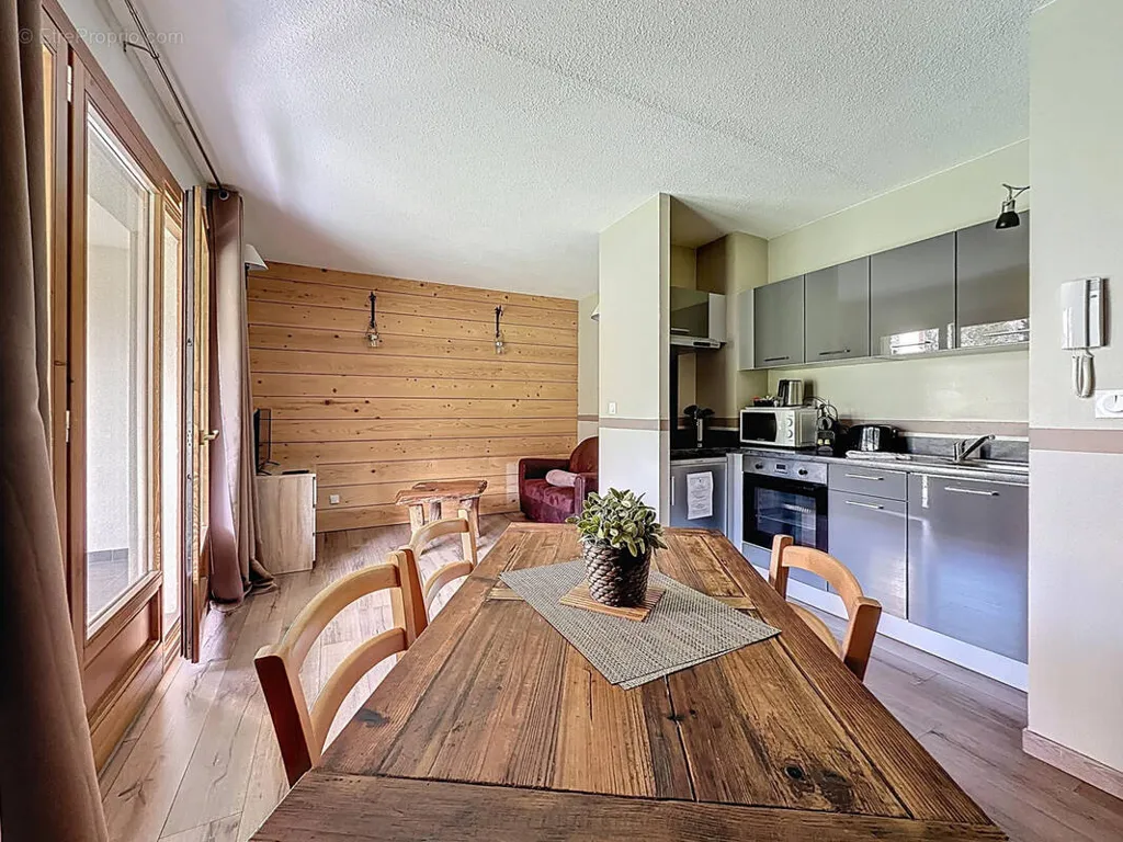 Dining Room - Apartment with Terrace in Formiguères