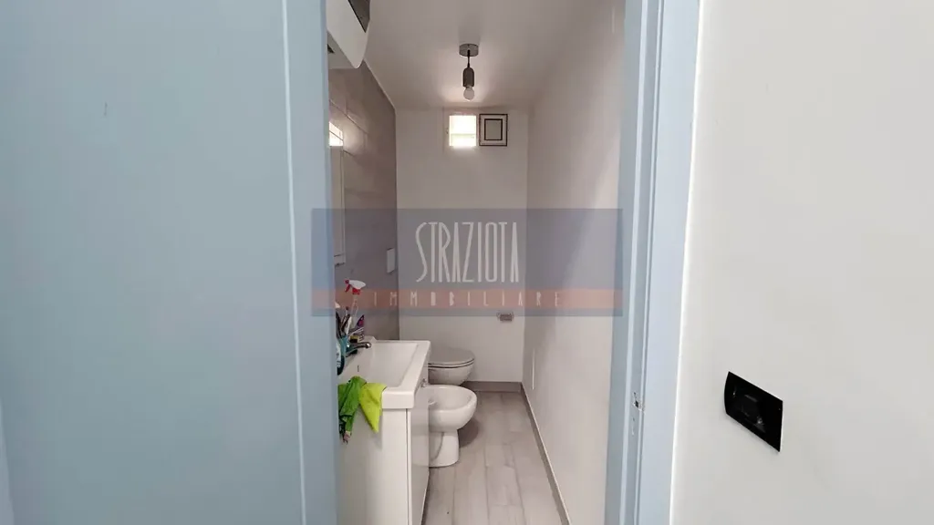 Salles de bain - Semi-Independent Bilocale with Balcony in Modugno