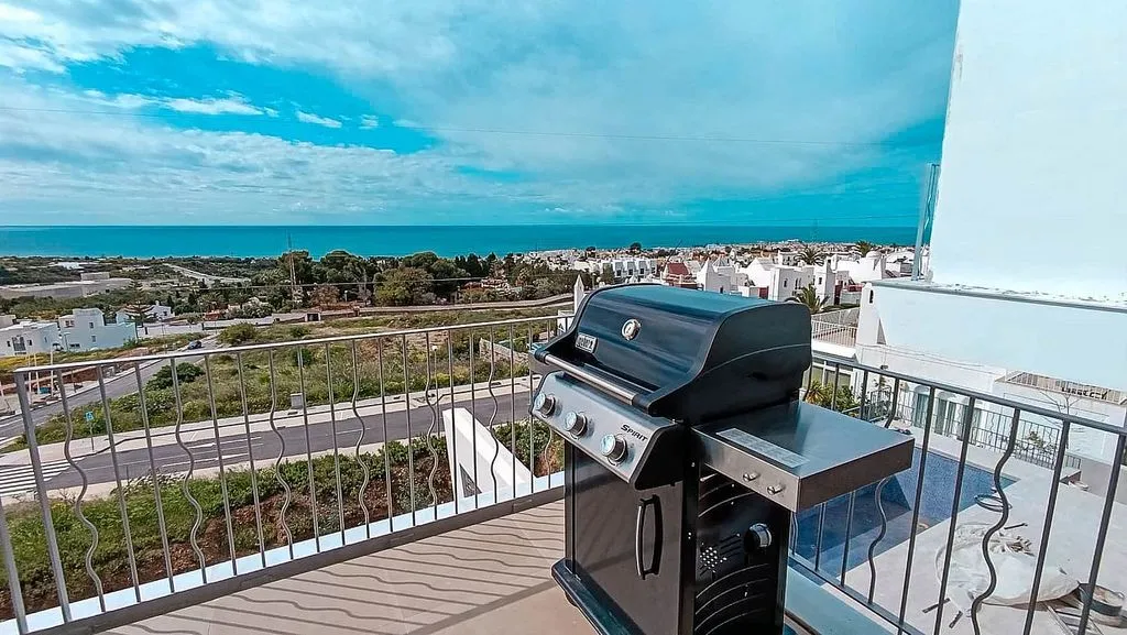 Rõdu - Chalet with Infinity Pool in Nerja
