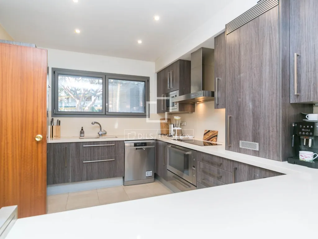 Cucina - Luxury Villa with Pool in Gavà Mar