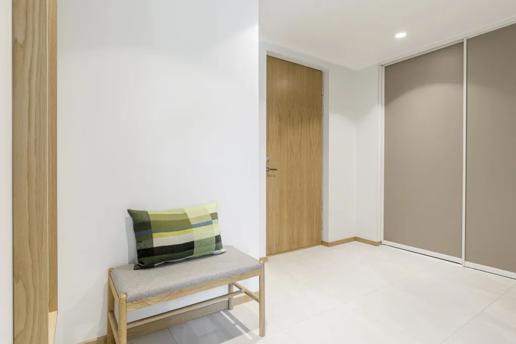hallway_entrance