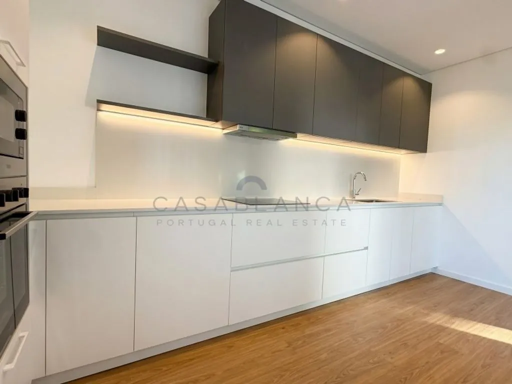 Köök - Luxury 2-Bedroom Apartment in Cascais Centre