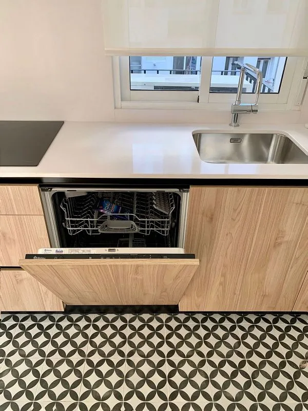 Cuisine - Luxury Apartment with Terrace near University
