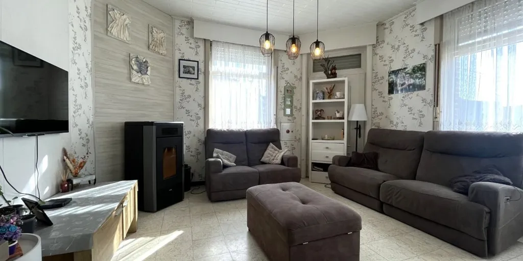 Séjour - Vaste Hoekwoning avec Terrasse et Jardin à Passendale