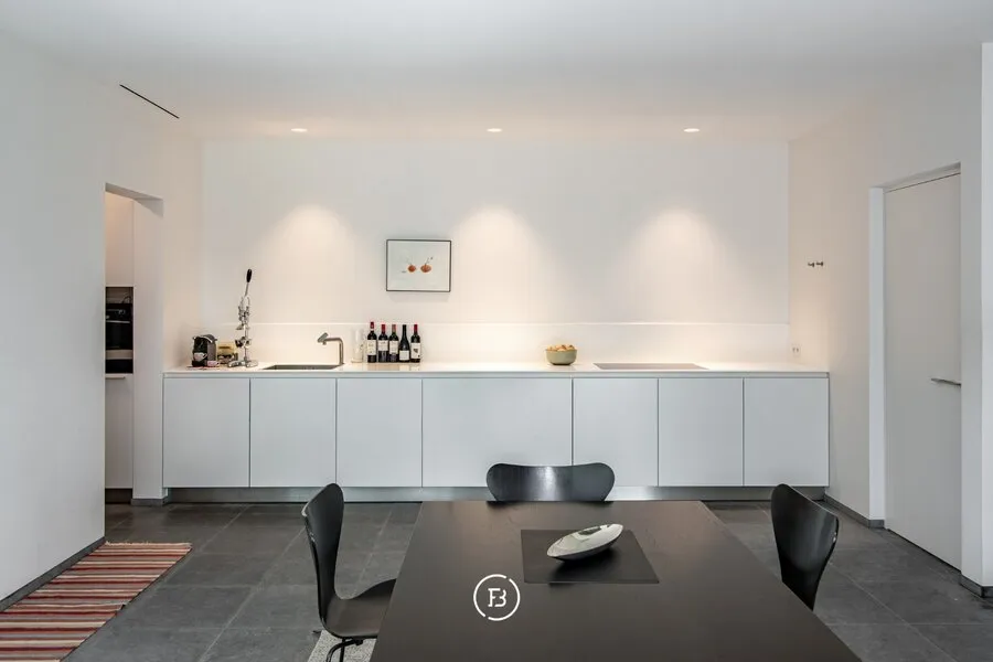 Salle à manger - Villa Moderniste avec Technologie Avancée à Bolderberg