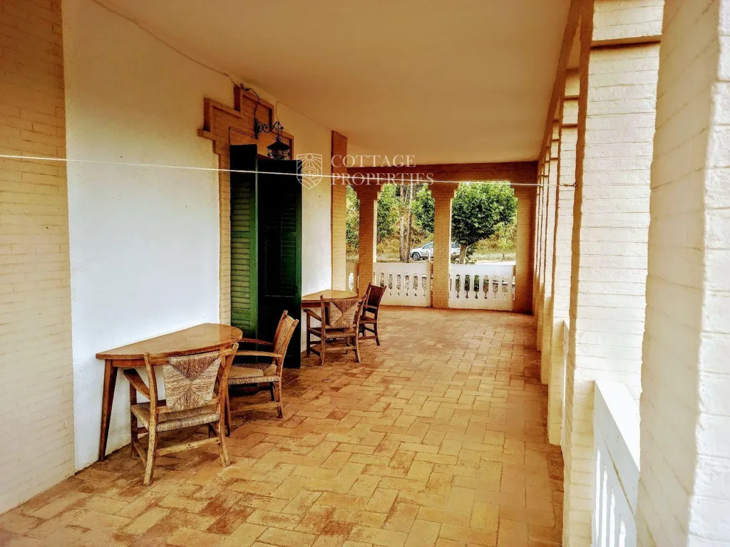 Terrasse - Masia with Modernist House in Avinyó