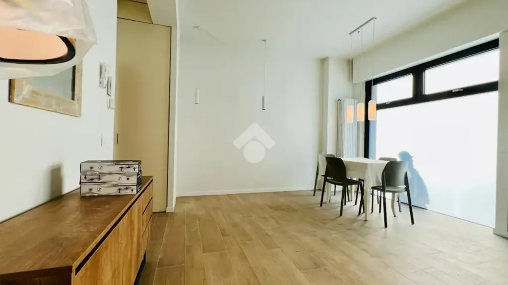 Söögituba - Modernised Two-Bedroom Apartment in Mantova
