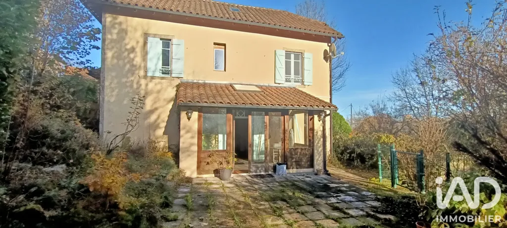 Välivaade - Country House with Pool in Lauresses