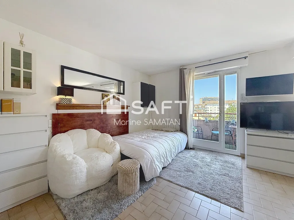 Camere da letto - Studio with Balcony near Geneva