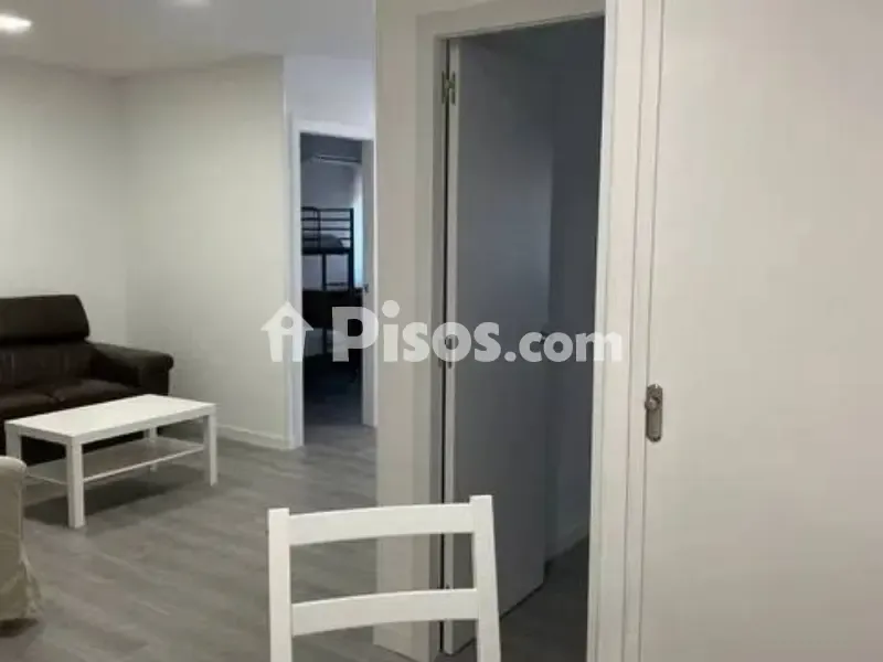Séjour - Reformed Flat with Metro Access in Opañel