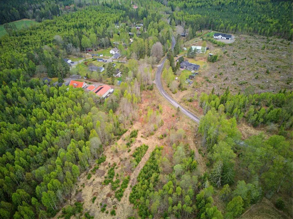 Vue aérienne - Spacious Plot with Natural Setting in Vaxmyra