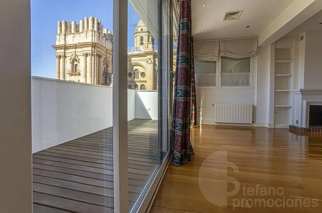 Soggiorno - Duplex Penthouse with Cathedral Views in Málaga