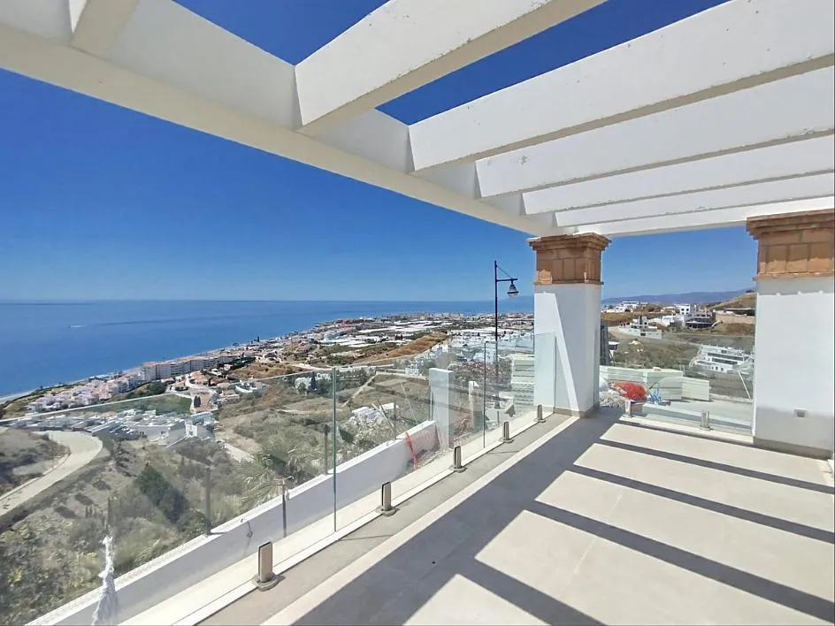 Terrazza - Terraced House with Infinity Views in Torrox